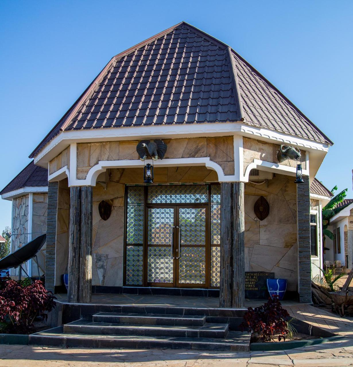 Asmorein Hotel Babati Exteriér fotografie